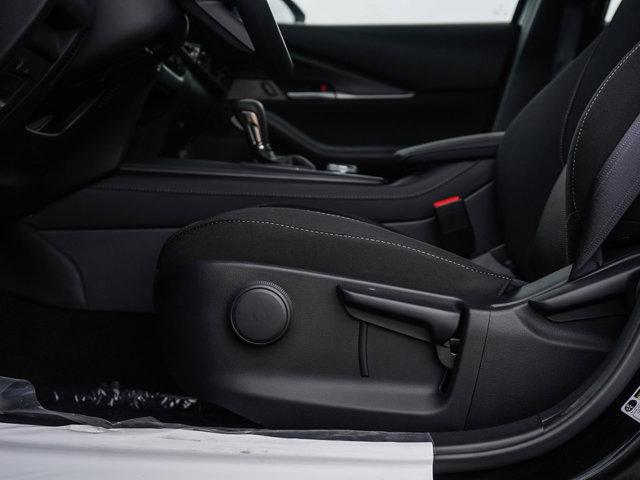 Photo of 2025 Snowflake White Pearl Mica Mazda CX-30