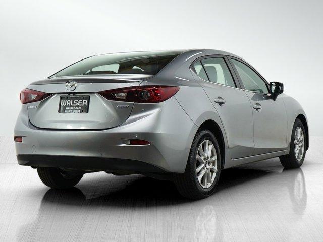 Photo of 2015 Liquid Silver Metallic Mazda Mazda3