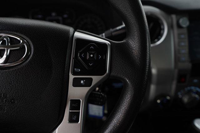 Photo of 2021 Super White Toyota Tundra