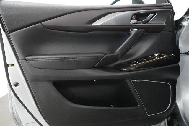Photo of 2019 Sonic Silver Metallic Mazda CX-9