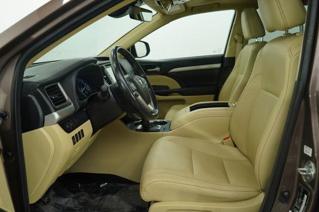 Photo of 2018  Toyota Highlander