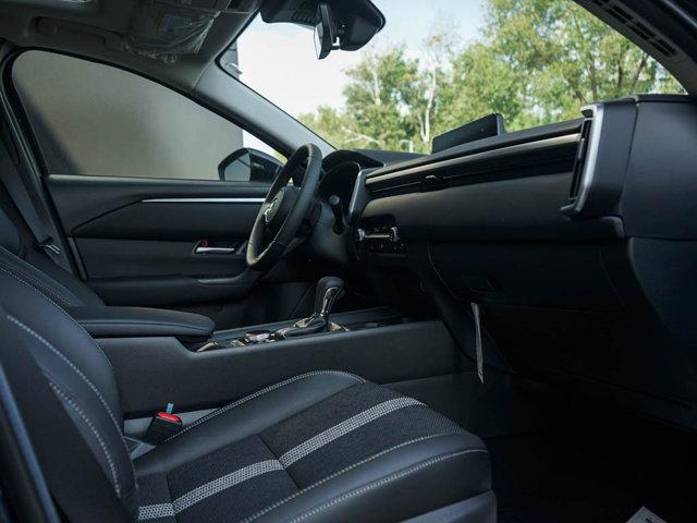 Photo of 2025 Ingot Blue Metallic Mazda CX-50