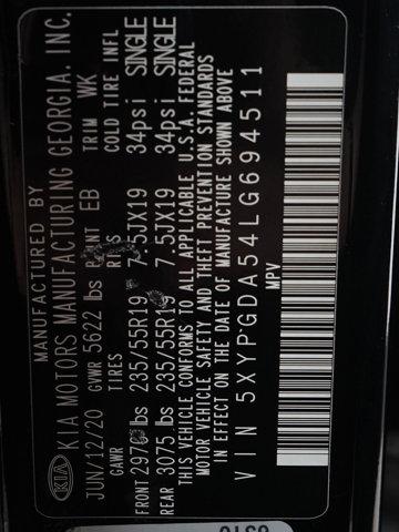 Photo of 2020 Ebony Black Kia Sorento