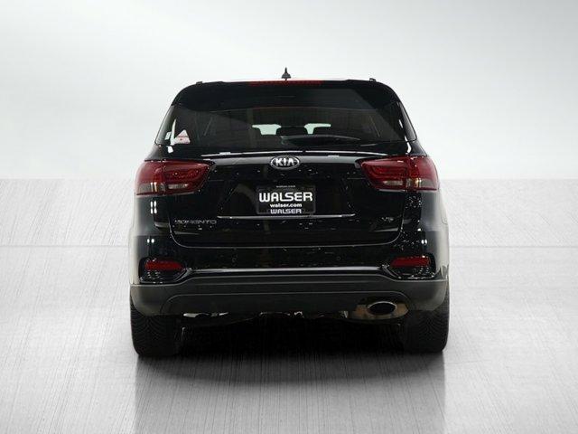 Photo of 2020 Ebony Black Kia Sorento