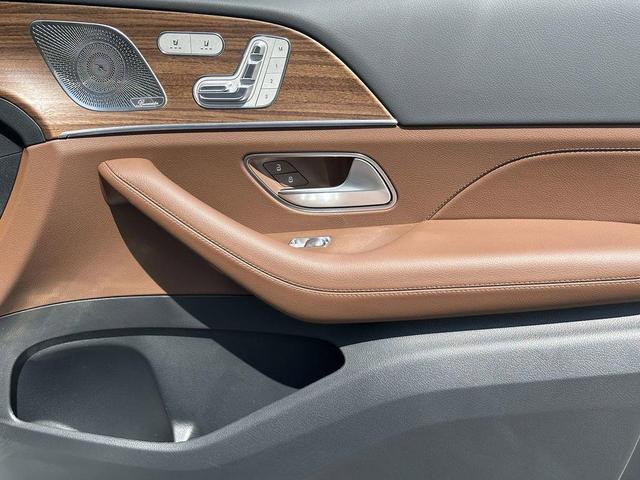 Photo of 2025 Gray Mercedes-Benz GLE 350