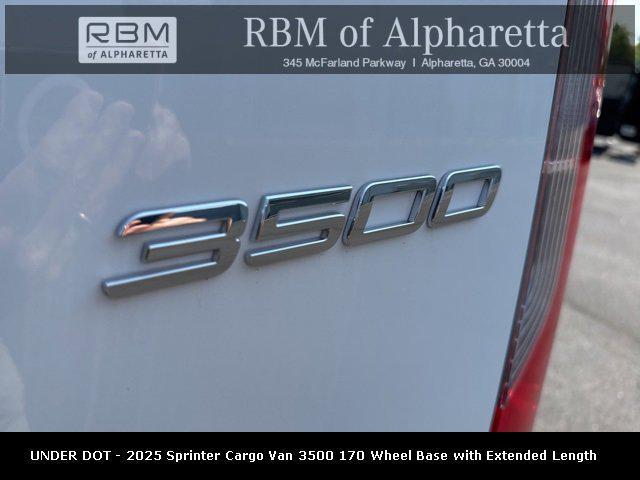 Photo of 2025 White Mercedes-Benz Sprinter 3500