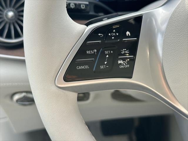 Photo of 2024 Polar White Mercedes-Benz EQE 350+