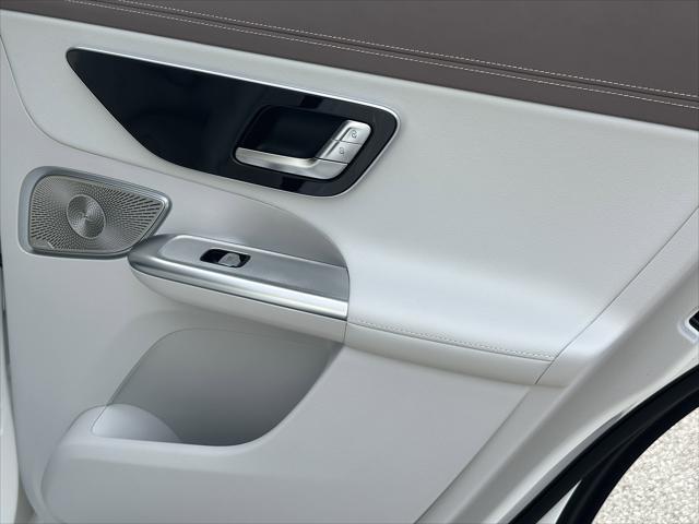 Photo of 2024 Polar White Mercedes-Benz EQE 350+