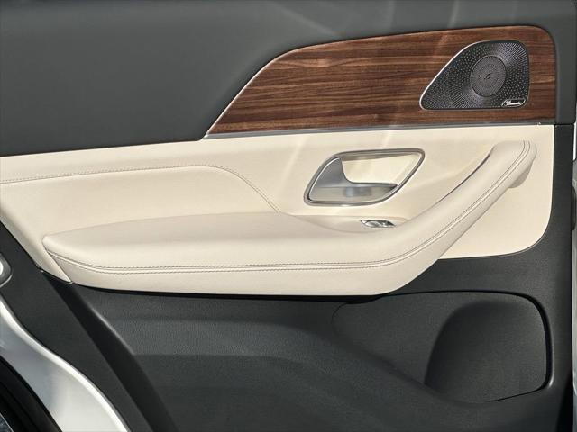 Photo of 2025 White Mercedes-Benz GLE 350