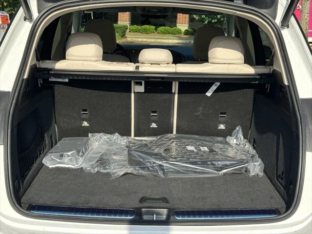 Photo of 2025 White Mercedes-Benz GLE 350