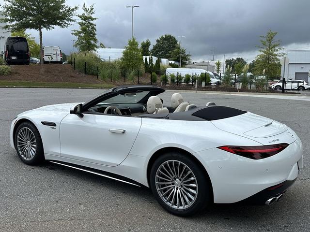 Photo of 2023 White Mercedes-Benz AMG SL 43