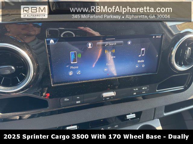 Photo of 2025 White Mercedes-Benz Sprinter 3500