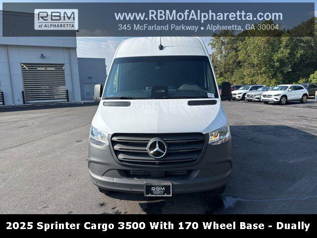 Photo of 2025 White Mercedes-Benz Sprinter 3500