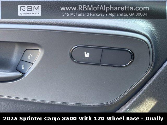 Photo of 2025 White Mercedes-Benz Sprinter 3500