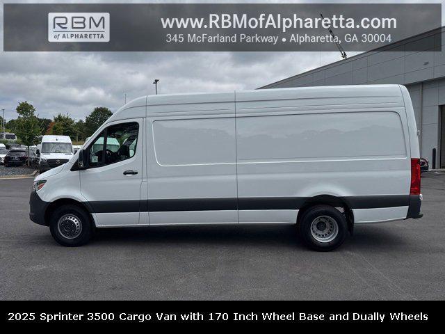 Photo of 2025 White Mercedes-Benz Sprinter 3500