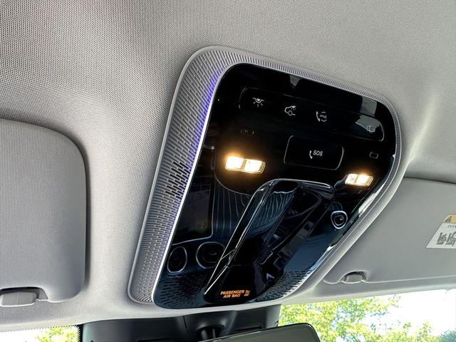 Photo of 2023 Black Mercedes-Benz GLC 300