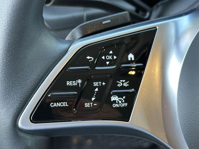 Photo of 2023 Black Mercedes-Benz GLC 300