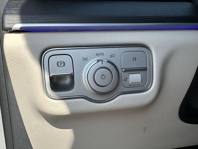Photo of 2024 Gray Mercedes-Benz GLE 350