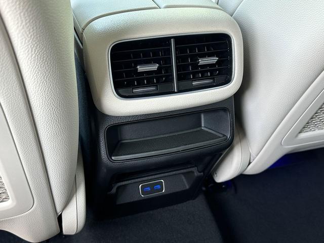 Photo of 2024 Gray Mercedes-Benz GLE 350