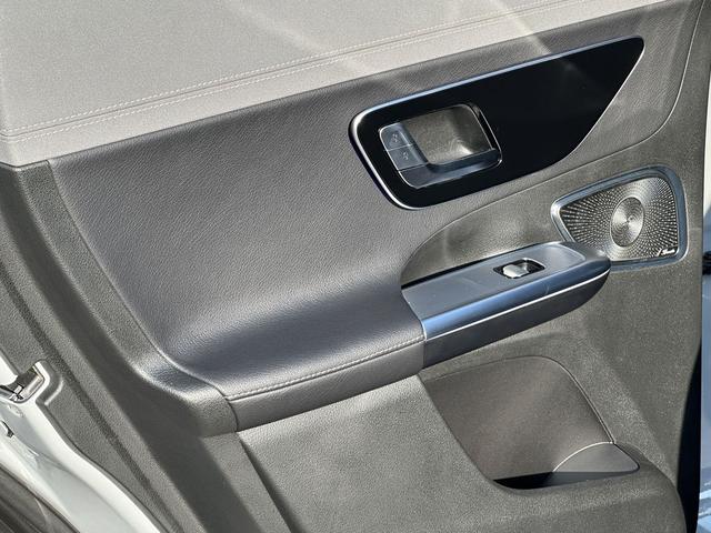 Photo of 2024 Gray Mercedes-Benz EQE 350