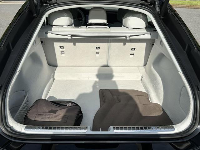 Photo of 2024 Black Mercedes-Benz EQS 450