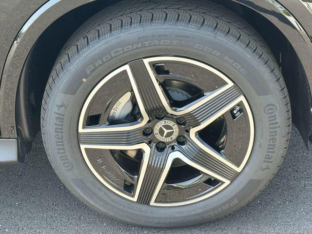 Photo of 2025 Black Mercedes-Benz GLC 350e