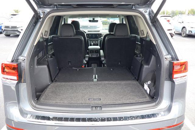 Photo of 2023 PLAT GRAY Volkswagen Atlas