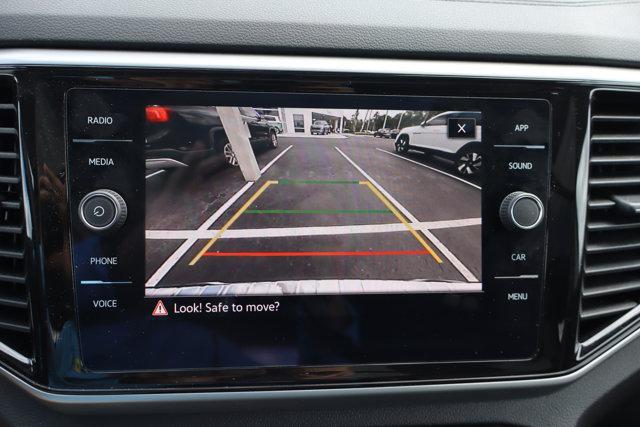 Photo of 2023 PLAT GRAY Volkswagen Atlas
