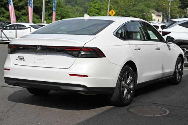 Photo of 2023 Platinum White Pearl Honda Accord