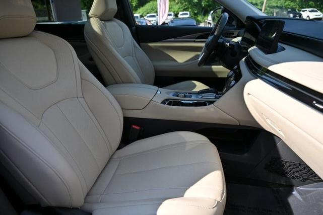 Photo of 2023 Warm Titanium INFINITI QX60