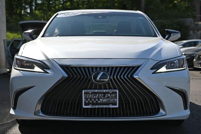 Photo of 2020 Eminent White Pearl Lexus ES 350