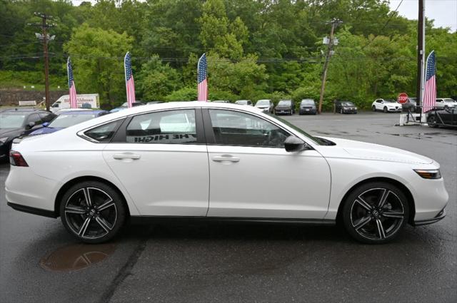 Photo of 2023 Platinum White Pearl Honda Accord Hybrid
