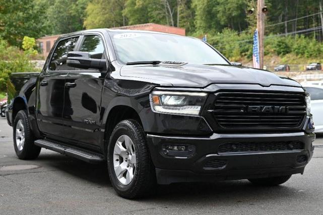 Photo of 2023 Diamond Black Crystal Pearlcoat RAM 1500
