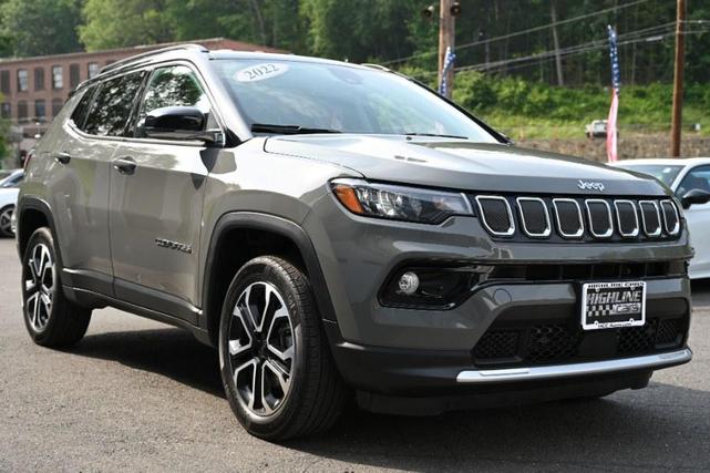 Photo of 2022 Sting-Gray Clearcoat Jeep Compass