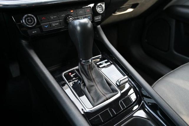 Photo of 2022 Sting-Gray Clearcoat Jeep Compass