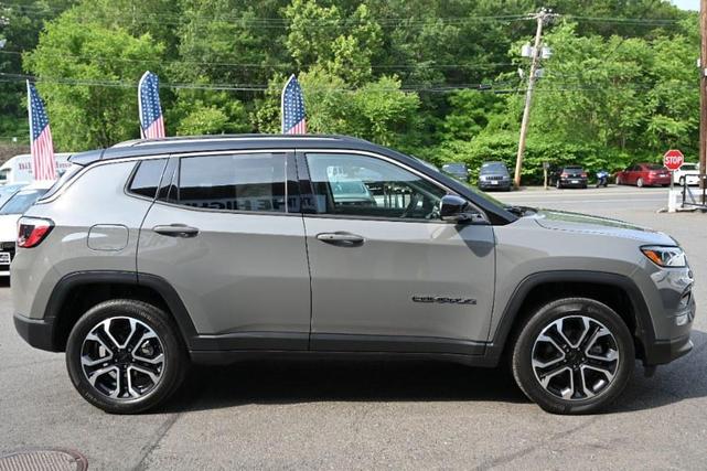 Photo of 2022 Sting-Gray Clearcoat Jeep Compass