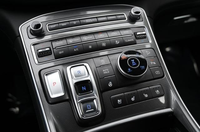 Photo of 2023 Portofino Gray Hyundai SANTA FE