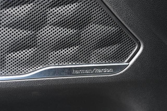 Photo of 2023 Portofino Gray Hyundai SANTA FE