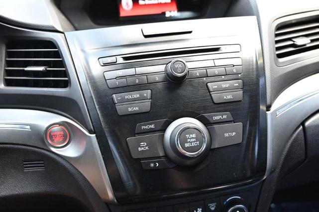 Photo of 2020 Majestic Black Pearl Acura ILX