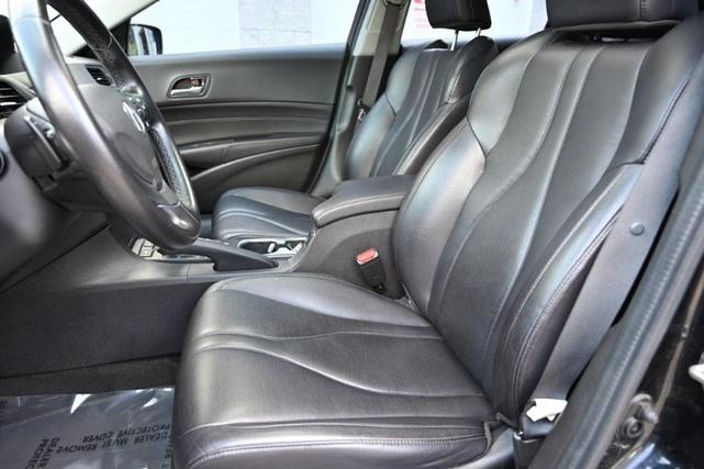 Photo of 2020 Majestic Black Pearl Acura ILX