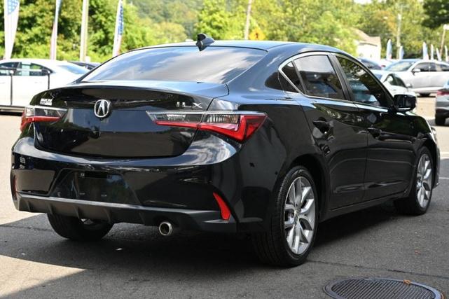 Photo of 2020 Majestic Black Pearl Acura ILX