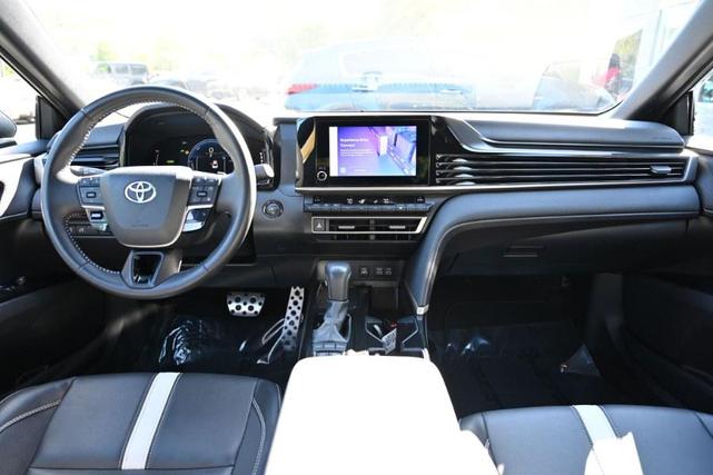 Photo of 2025 Midnight Black Metallic Toyota Camry