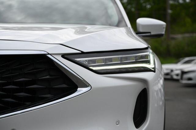 Photo of 2022 Platinum White Pearl Acura MDX