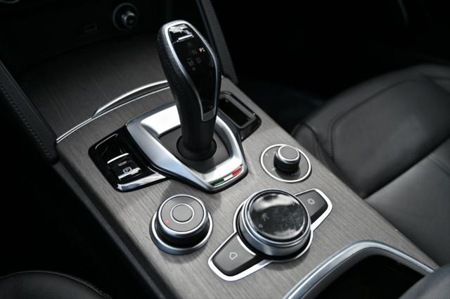 Photo of 2022 Alfa White Alfa Romeo Stelvio