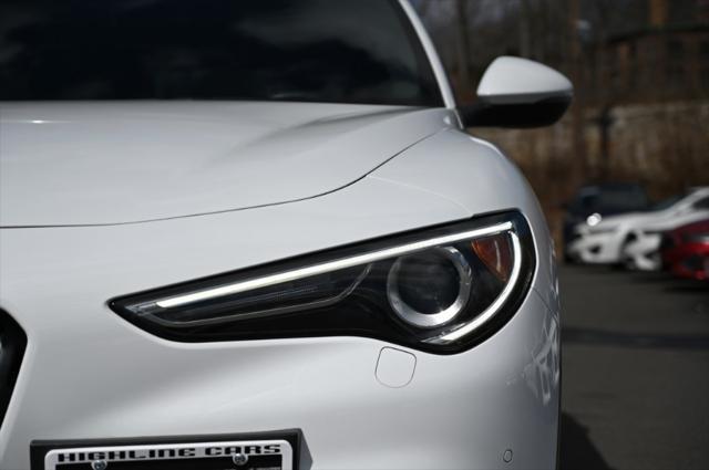 Photo of 2022 Alfa White Alfa Romeo Stelvio