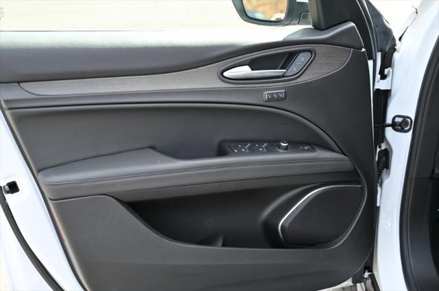 Photo of 2022 Alfa White Alfa Romeo Stelvio