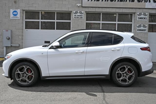 Photo of 2022 Alfa White Alfa Romeo Stelvio
