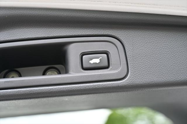 Photo of 2022 Platinum White Pearl Honda Pilot