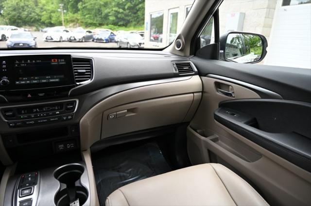 Photo of 2022 Platinum White Pearl Honda Pilot