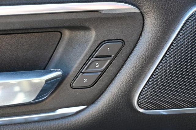 Photo of 2023 Granite Crystal Metallic Clearcoat RAM 1500